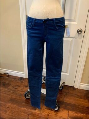 Joe's Jeans Royal Blue Denim Wash “Chelsea" Skinny Jeans, Size 28